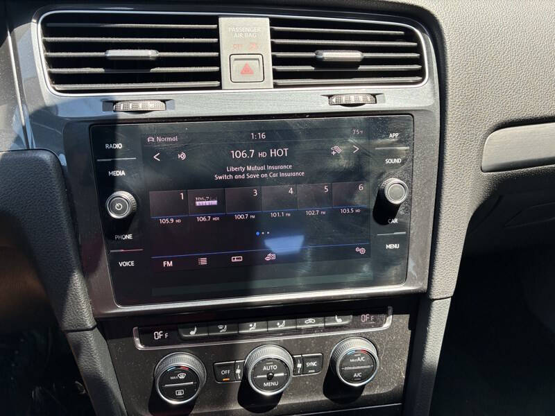 2019 Volkswagen e-Golf SE