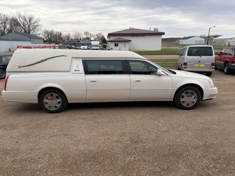 2007 Cadillac Hearse