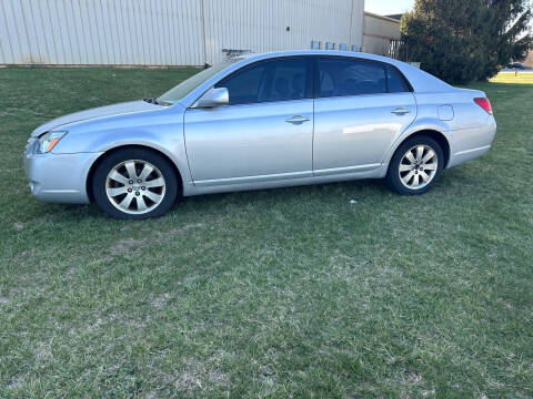 2006 Toyota Avalon for sale at Wendell Greene Motors Inc in Hamilton OH