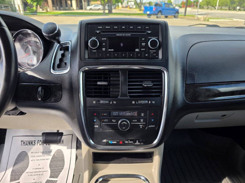 2012 Dodge Grand Caravan Crew