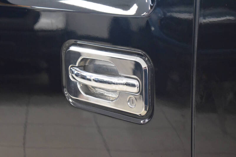 2003 HUMMER H2 Lux Series