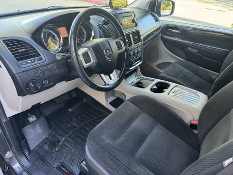 2015 Dodge Grand Caravan SXT Plus