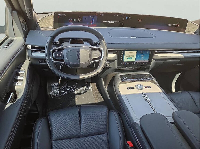 2025 Lincoln Navigator L Reserve