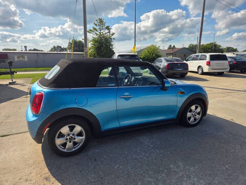 2019 MINI Convertible Cooper