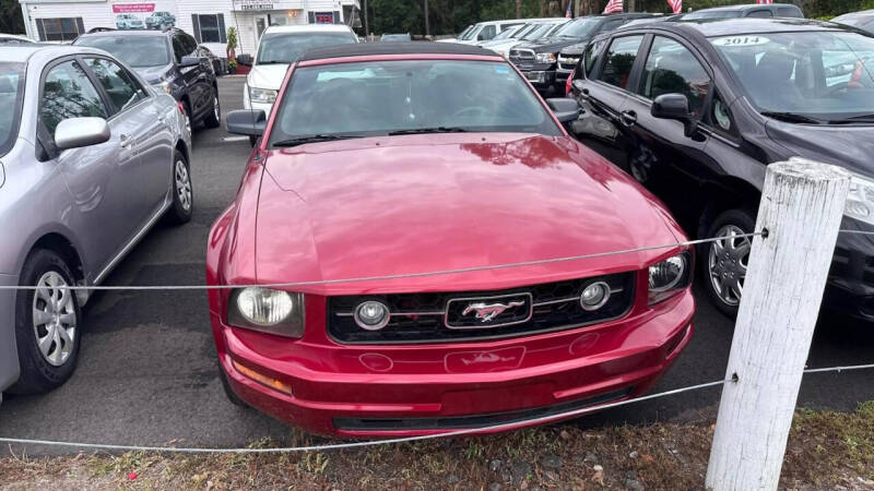 2008 Ford Mustang Premium photo 24