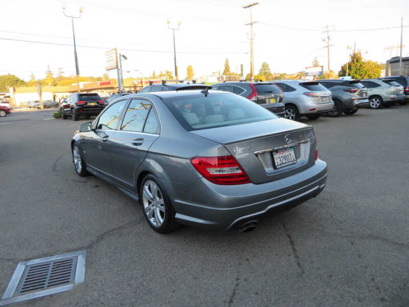 2012 Mercedes-Benz C-Class C 250 Sport