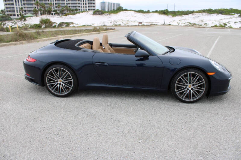 2018 Porsche 911 Carrera
