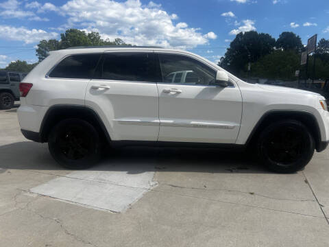 2011 Jeep Grand Cherokee Laredo