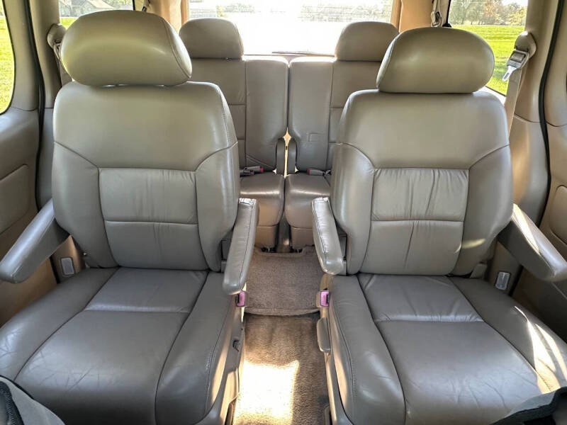 1998 Toyota Sienna LE