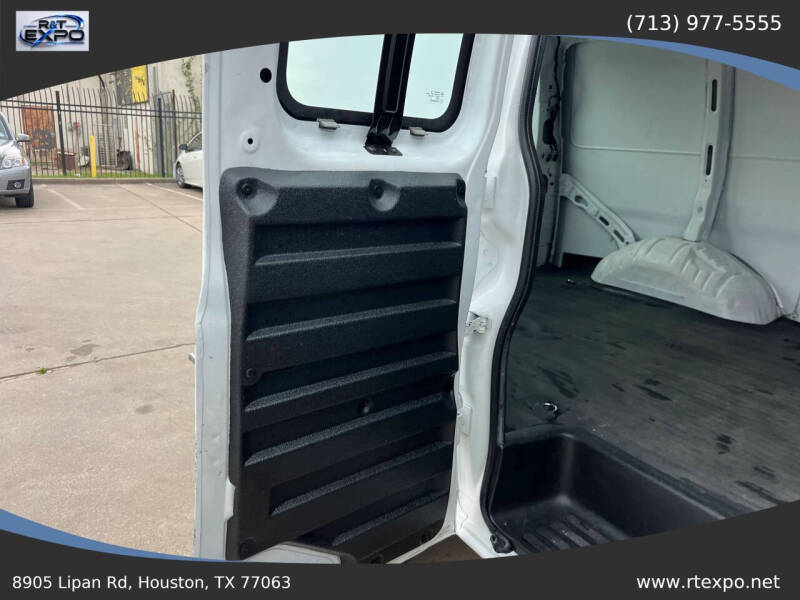2021 Chevrolet Express 2500