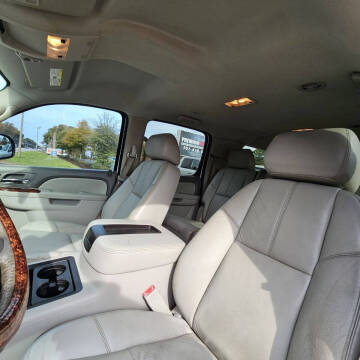 2013 Chevrolet Suburban LT