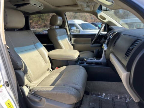 2010 Toyota Sequoia SR5