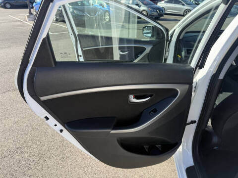 2017 Hyundai Elantra GT