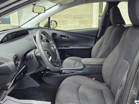 2016 Toyota Prius Two