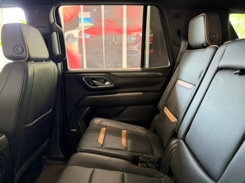 2024 GMC Yukon AT4