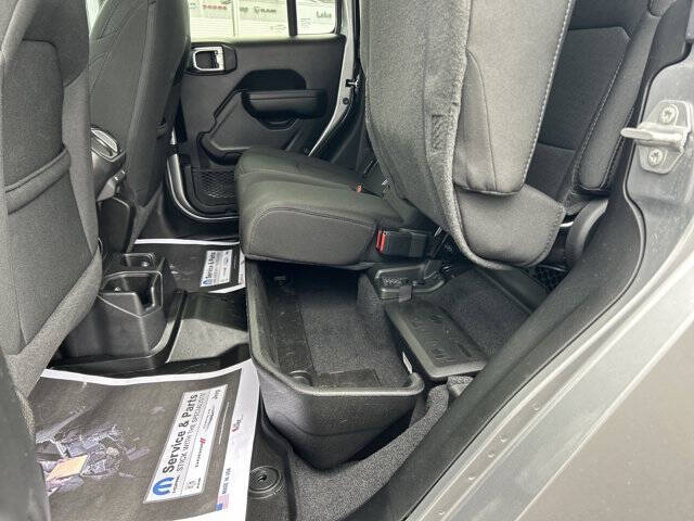 2021 Jeep Gladiator Willys