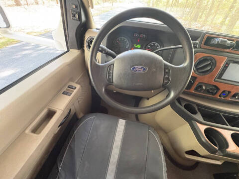 2012 Ford E-450 CHASSIS