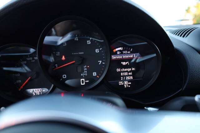 2021 Porsche 718 Cayman