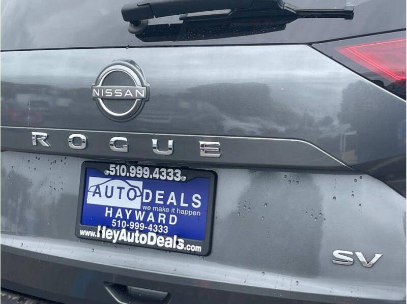 2023 Nissan Rogue SV