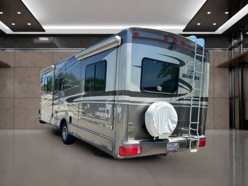 2006 Ford E-Series E-450 SD