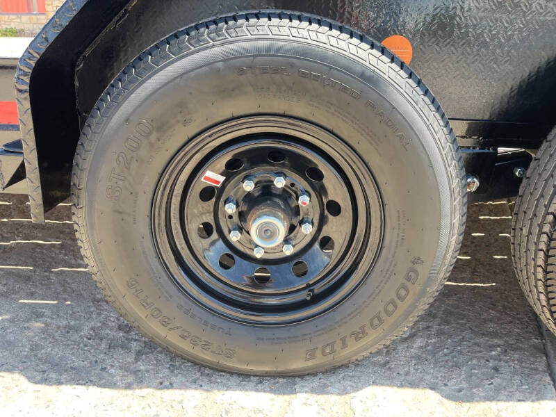 2025 PJ Trailers CD