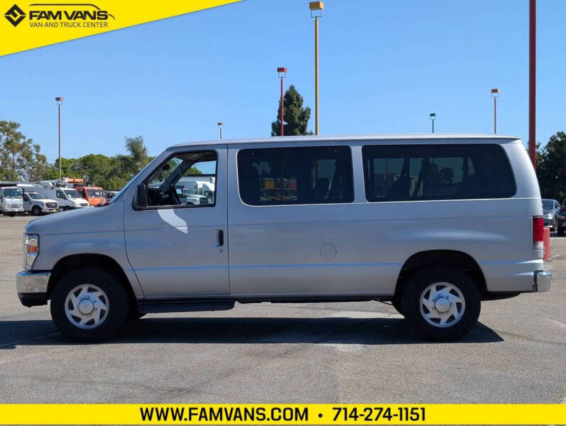 2013 Ford E-Series E-350 SD XLT