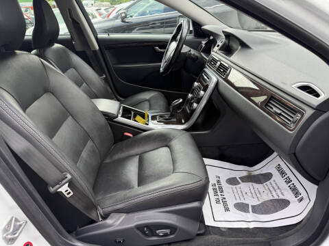 2016 Volvo XC70 T5 Premier