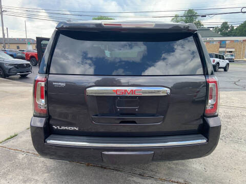 2016 GMC Yukon Denali