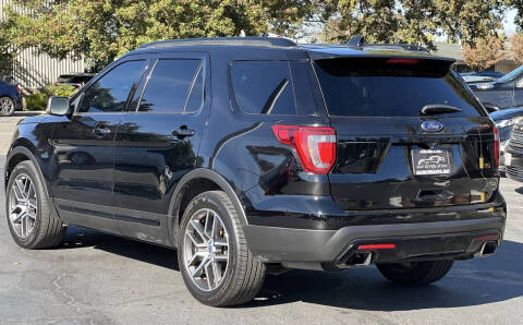 2016 Ford Explorer Sport