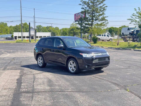2014 Mitsubishi Outlander SE