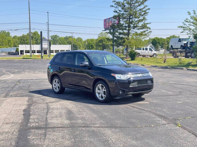 2014 Mitsubishi Outlander SE