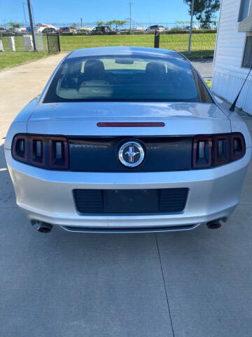 2013 Ford Mustang V6