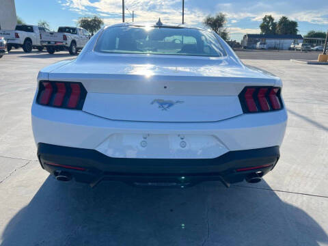 2025 Ford Mustang EcoBoost