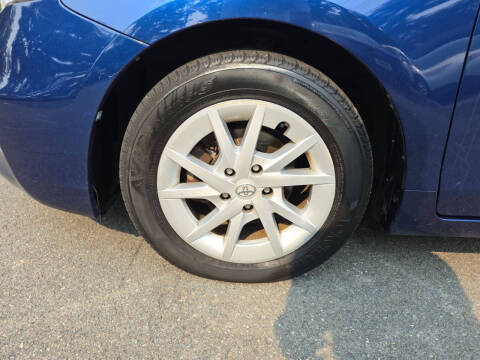 2013 Toyota Prius v Three