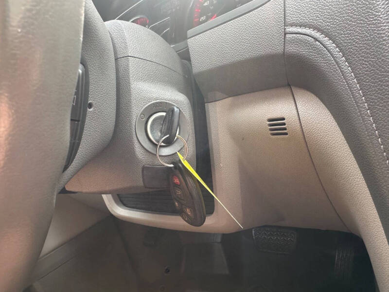 2015 GMC Acadia SLE-2