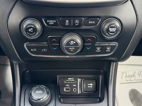 2017 Jeep Cherokee Overland