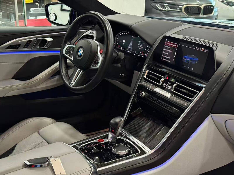 2020 BMW M8