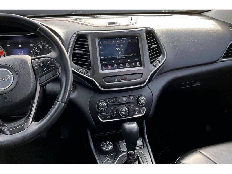 2019 Jeep Cherokee Trailhawk