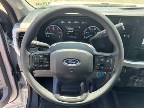 2025 Ford F-350 Super Duty XL