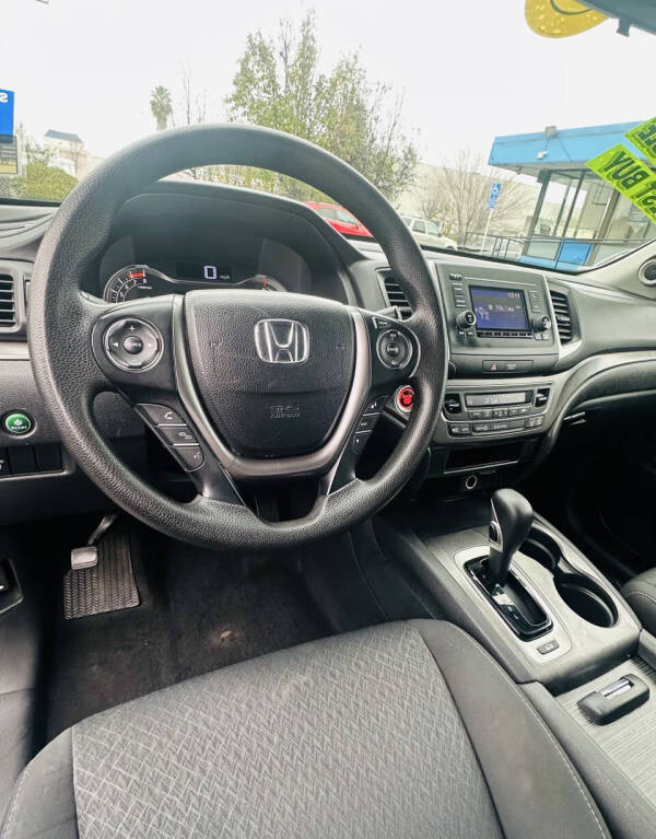 2017 Honda Ridgeline RTS