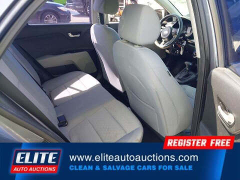 2020 Kia Rio 5-Door S