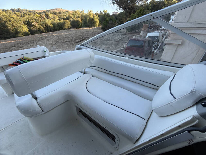 2004 Bayliner 245