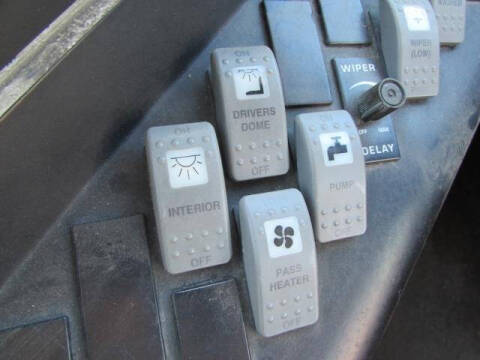 2005 Thomas Built Buses Transit-Liner EF