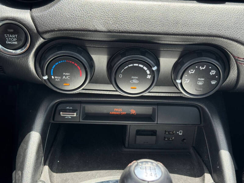 2017 Mazda MX-5 Miata RF Club