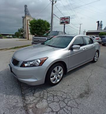 2010 Honda Accord for sale at El Rancho Auto Sales in Des Moines IA