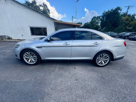 2017 Ford Taurus Limited