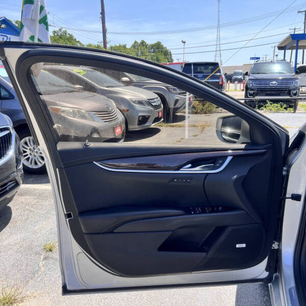 2017 Cadillac XTS Luxury