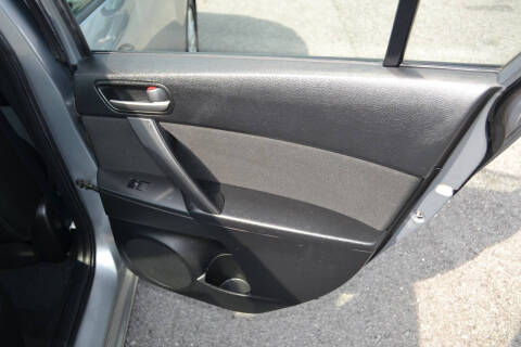 2012 Mazda MAZDA3 i Touring