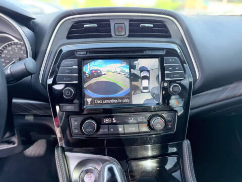 2017 Nissan Maxima Platinum