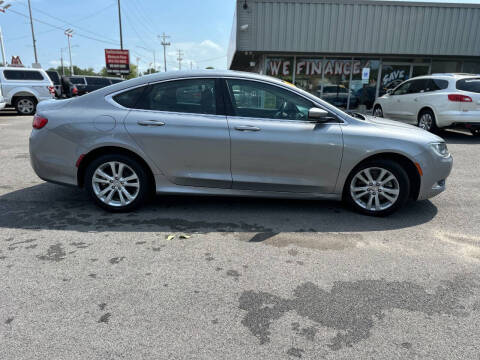 2016 Chrysler 200 Limited